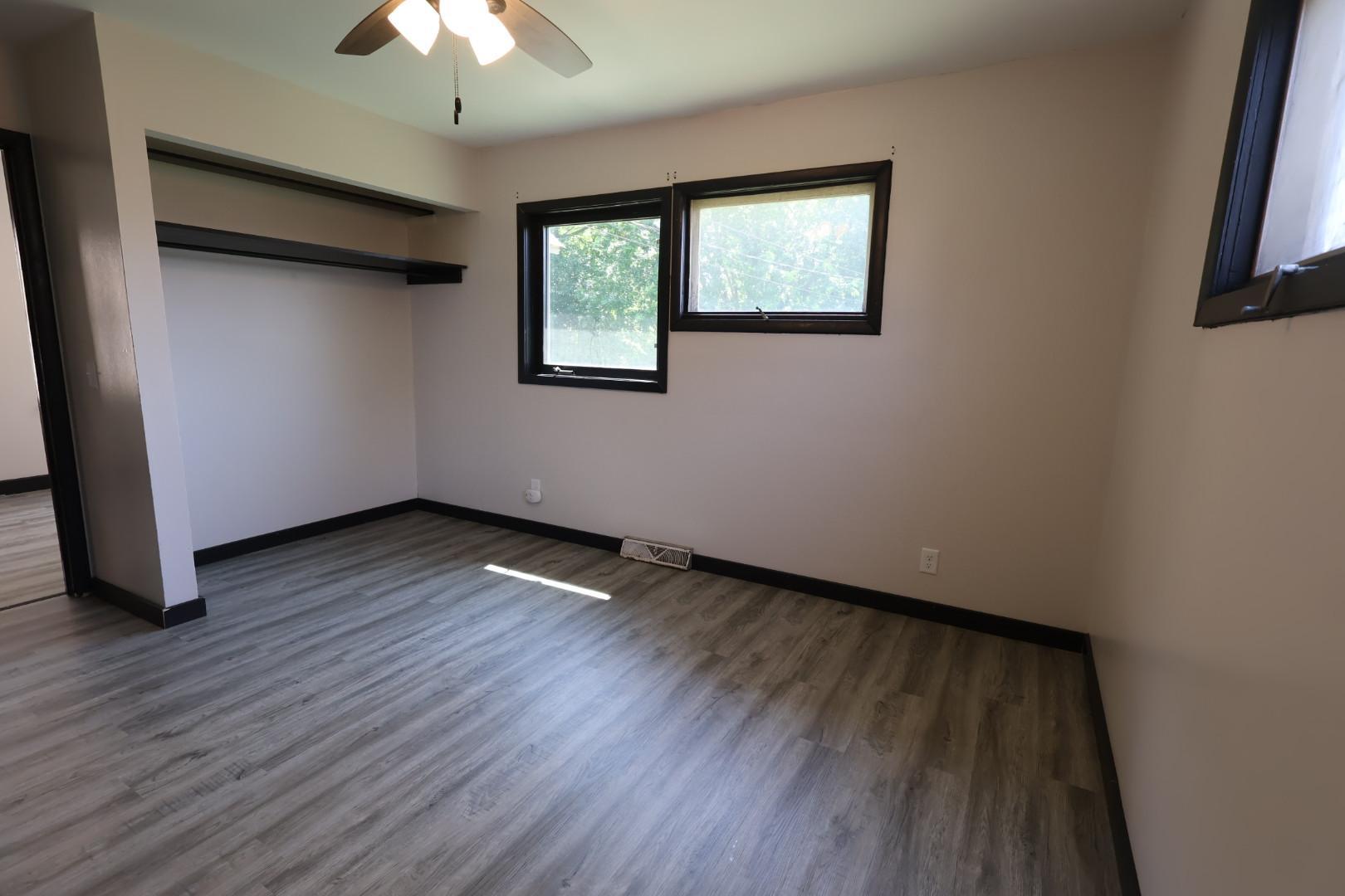 10 East 4th Street Morris, MN 56267 - Photo 22 of 36