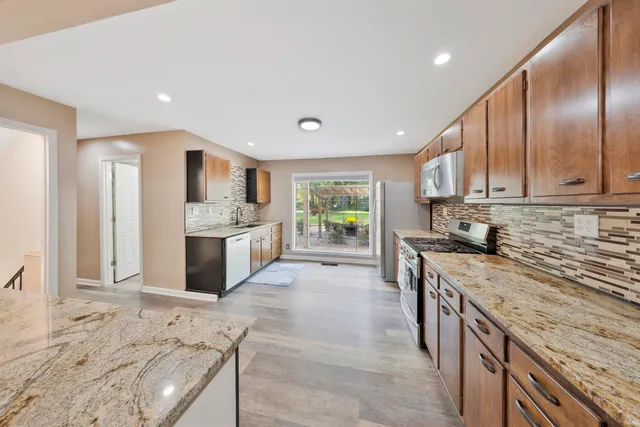 $574,900 | 5266 West Martin Road, Newburgh, IN 47630