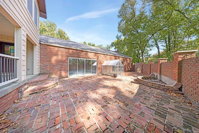 $574,900 | 5266 West Martin Road, Newburgh, IN 47630