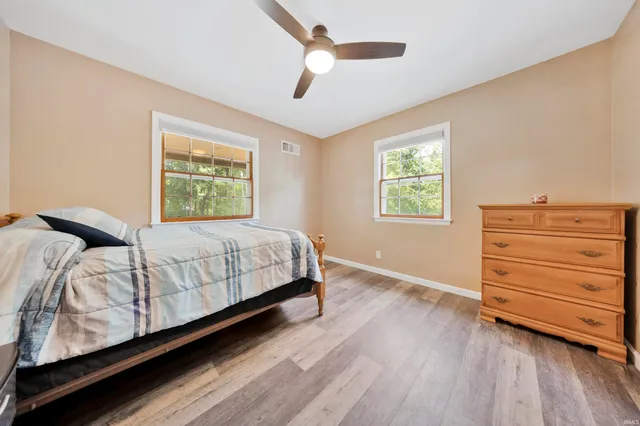 $574,900 | 5266 West Martin Road, Newburgh, IN 47630