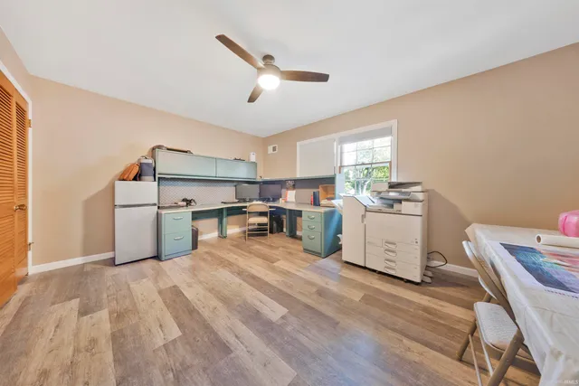 $574,900 | 5266 West Martin Road, Newburgh, IN 47630