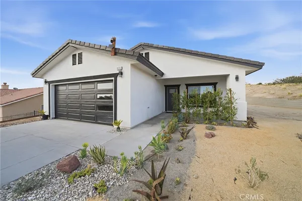 $3,000 | 16315 Orick Avenue, Victorville, CA 92394