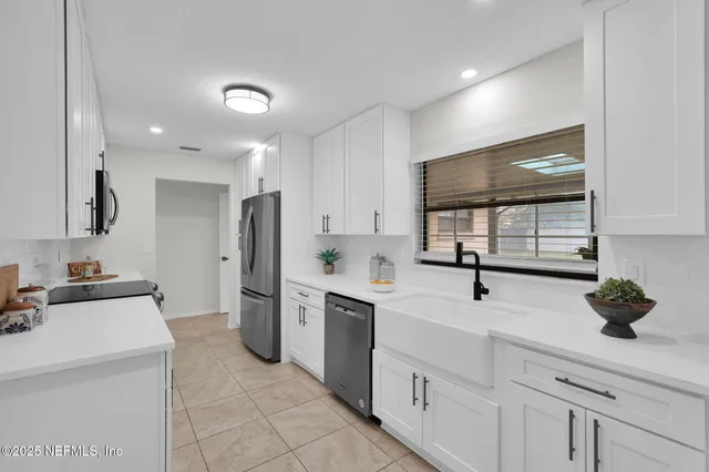 $450,000 | 5 Seabridge Drive, Ormond Beach, FL 32176