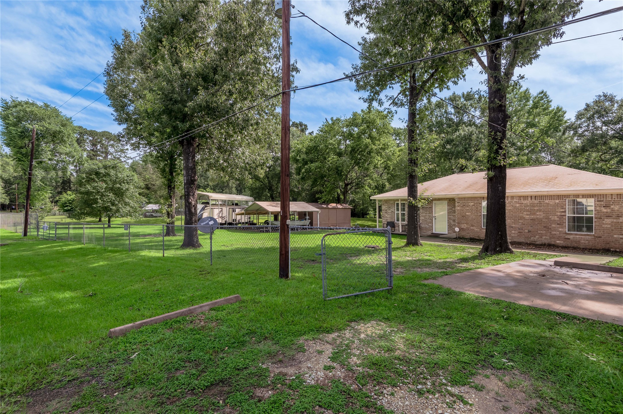 405 Peacock Path Trinity, TX 75862 - Photo 5 of 49