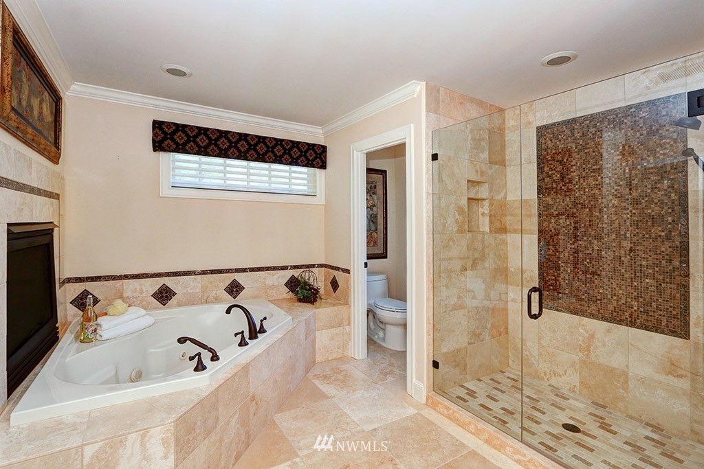 18429 Southeast 195th Place Renton, WA 98058 - Photo 12 of 24