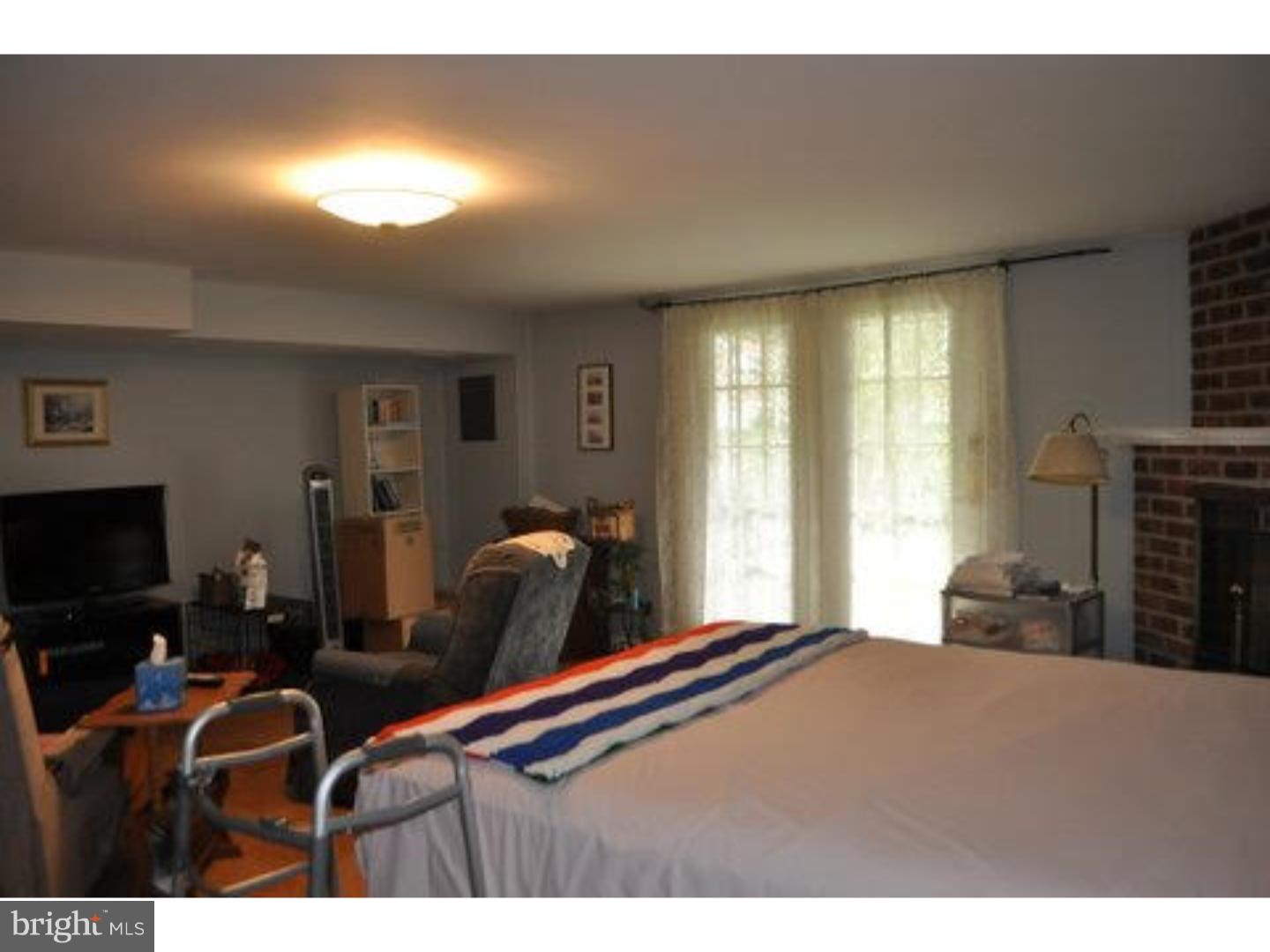 10217 West Keswick Road Philadelphia, PA 19114 - Photo 17 of 21 Gallery Image 17
