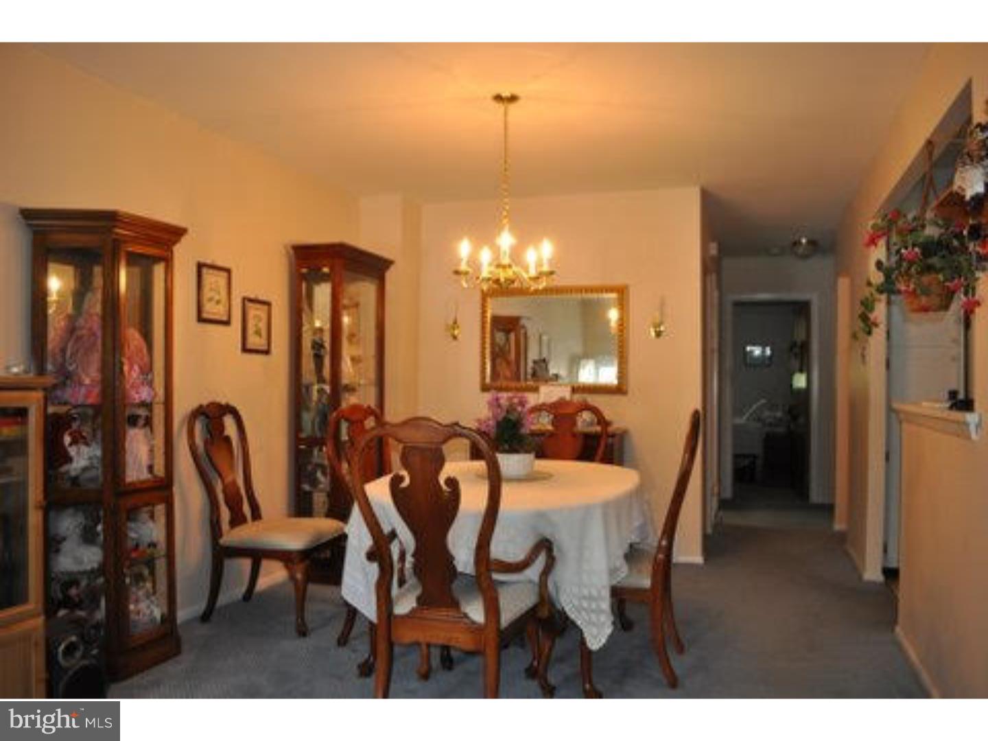 10217 West Keswick Road Philadelphia, PA 19114 - Photo 6 of 21 Gallery Image 6