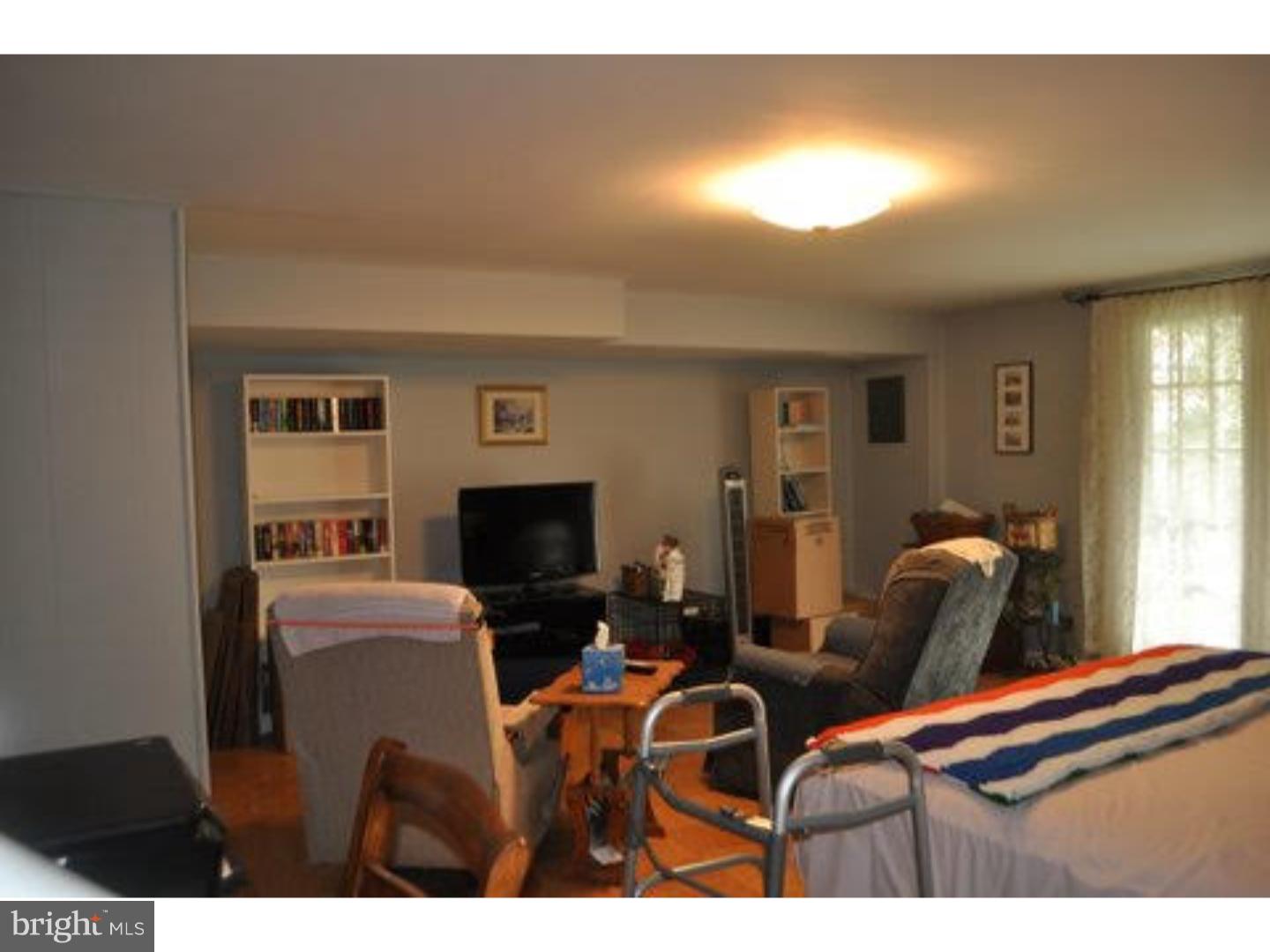 10217 West Keswick Road Philadelphia, PA 19114 - Photo 10 of 21 Gallery Image 10