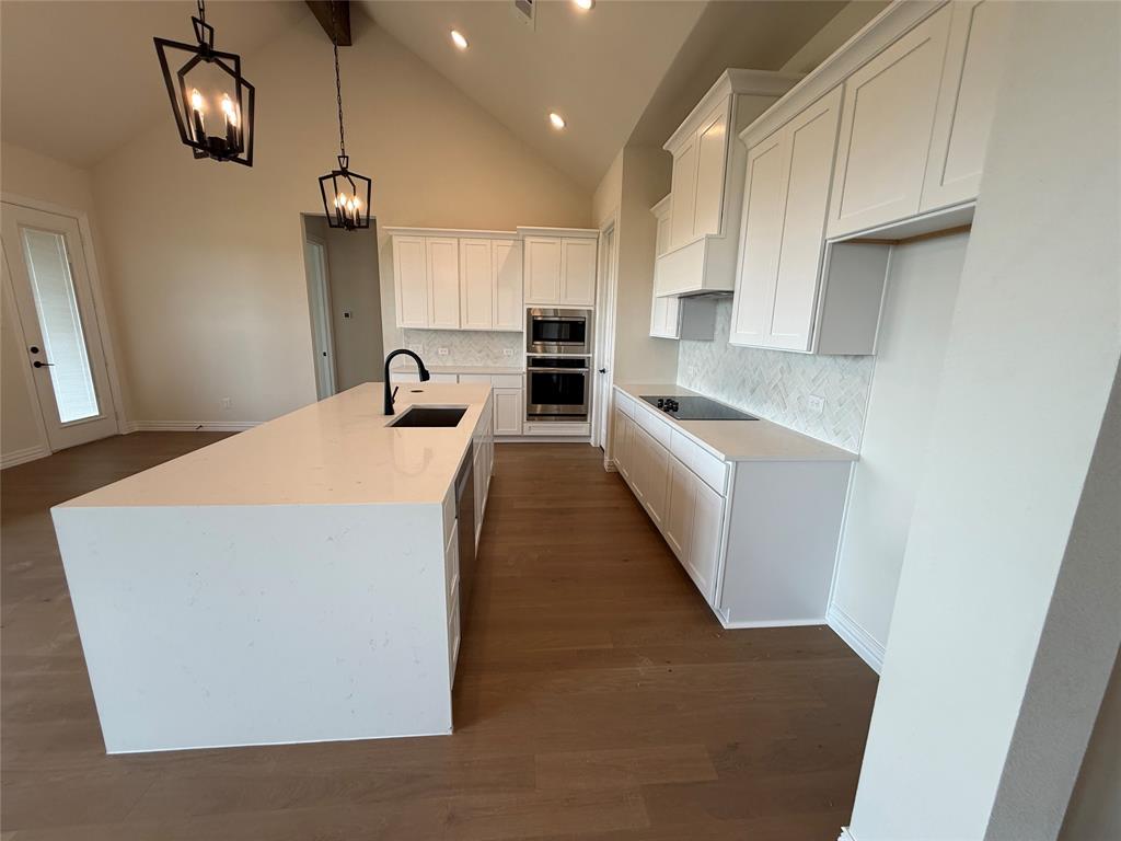 204 Slimp Bluff Azle, TX 76020 - Photo 13 of 20