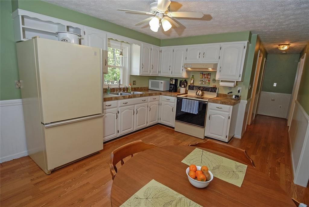 88 Keay Road Berwick, ME 03901 - Photo 4 of 28 Photo