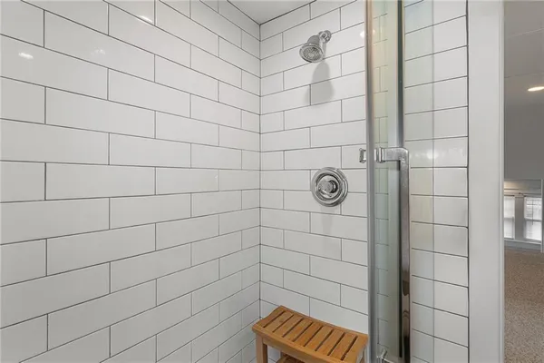 $530,000 | 910 West 33rd Terrace, Kansas City, MO 64111