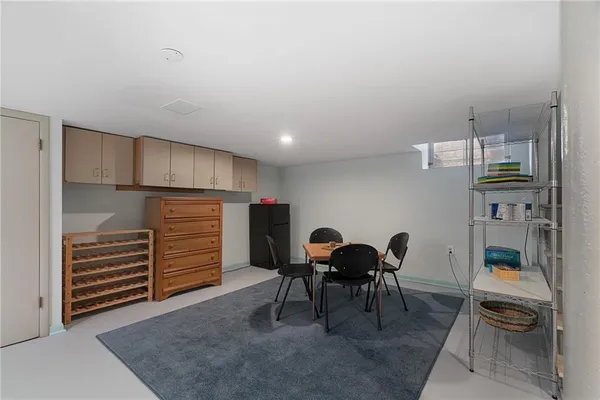 $530,000 | 910 West 33rd Terrace, Kansas City, MO 64111