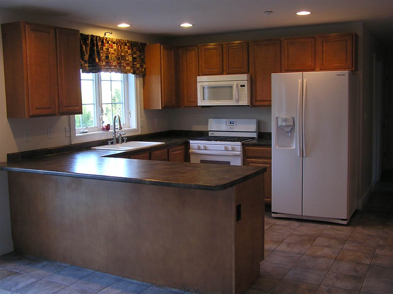 19 Middle Hancock Road Peterborough, NH 03458 - Photo 3 of 20