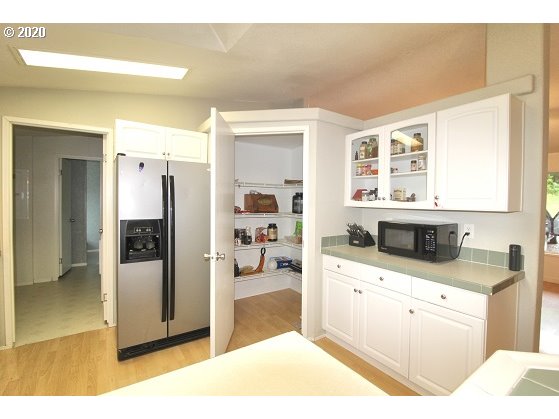 292 Woolford Road Kalama, WA 98625 - Photo 11 of 30 Gallery Image 11