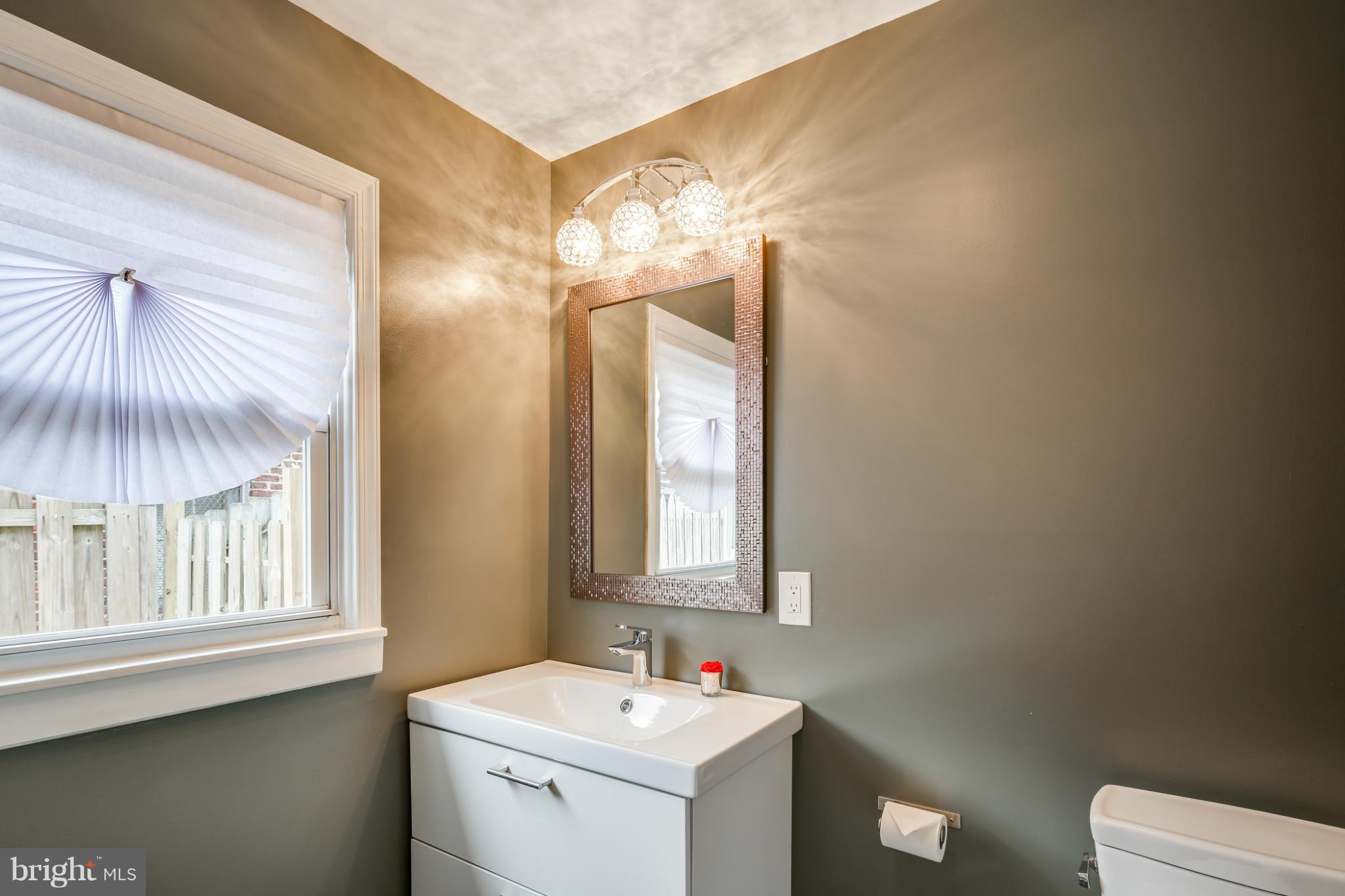 1017 Riverside Avenue Baltimore, MD 21230 - Photo 14 of 25 Bath