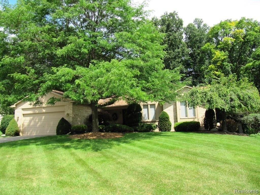 1754 North Fairview Lane Rochester, MI 48306 - Photo 1 of 36 1- 1754 N Fairview.JPG