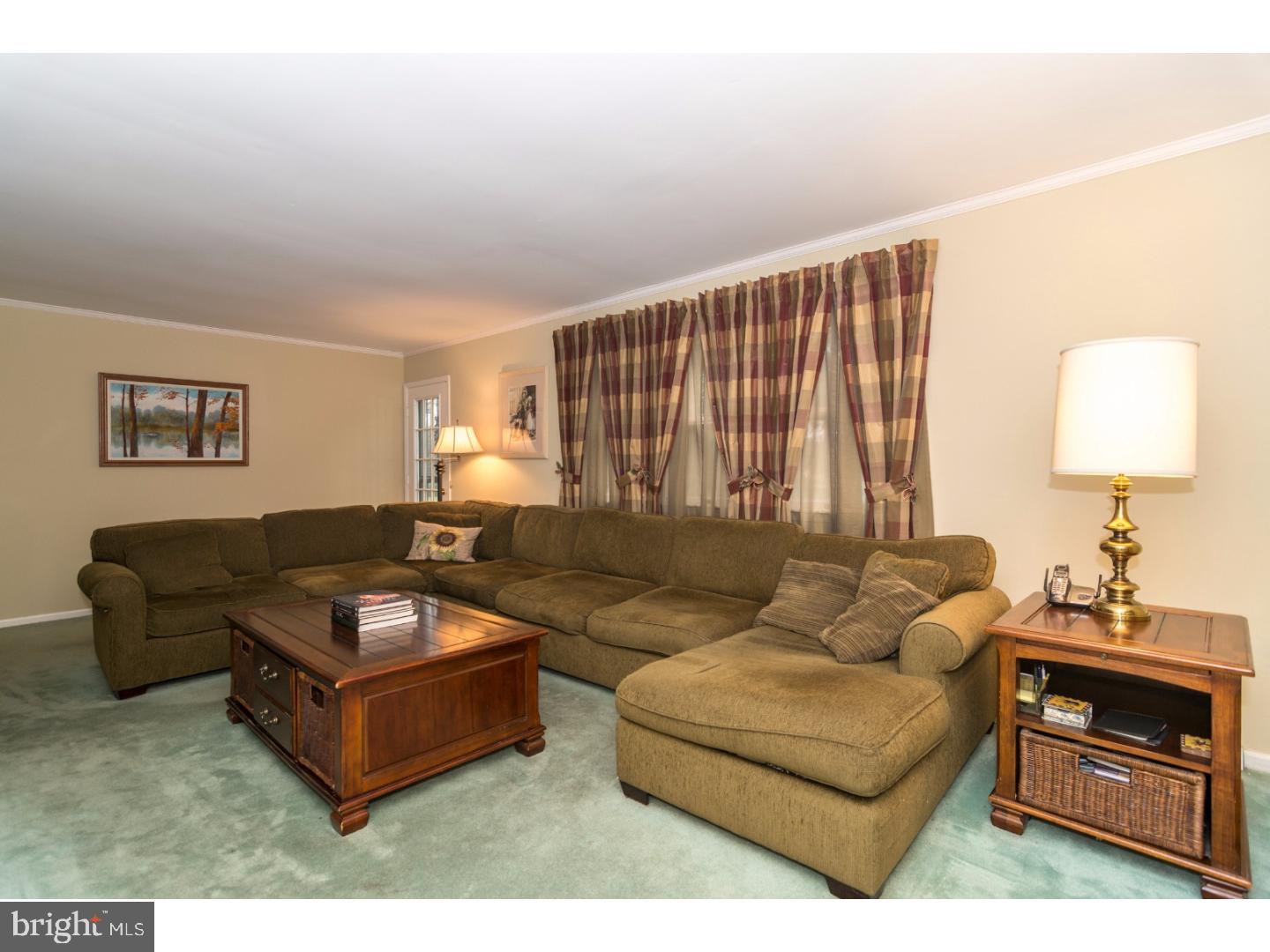157 Fisher Road Huntingdon Valley, PA 19006 - Photo 11 of 24 Gallery Image 11