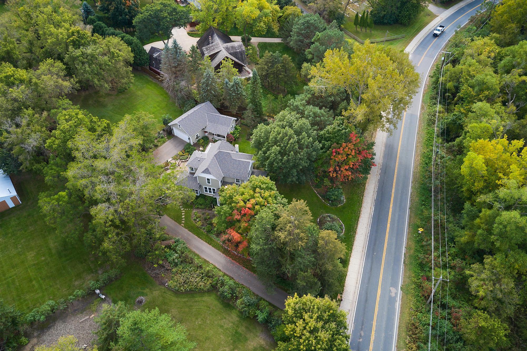 27055 Smithtown Road Excelsior, MN 55331 - Photo 11 of 65 Gallery Image 11