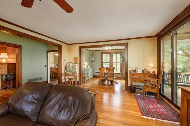 $685,000 | 27055 Smithtown Road, Excelsior, MN 55331