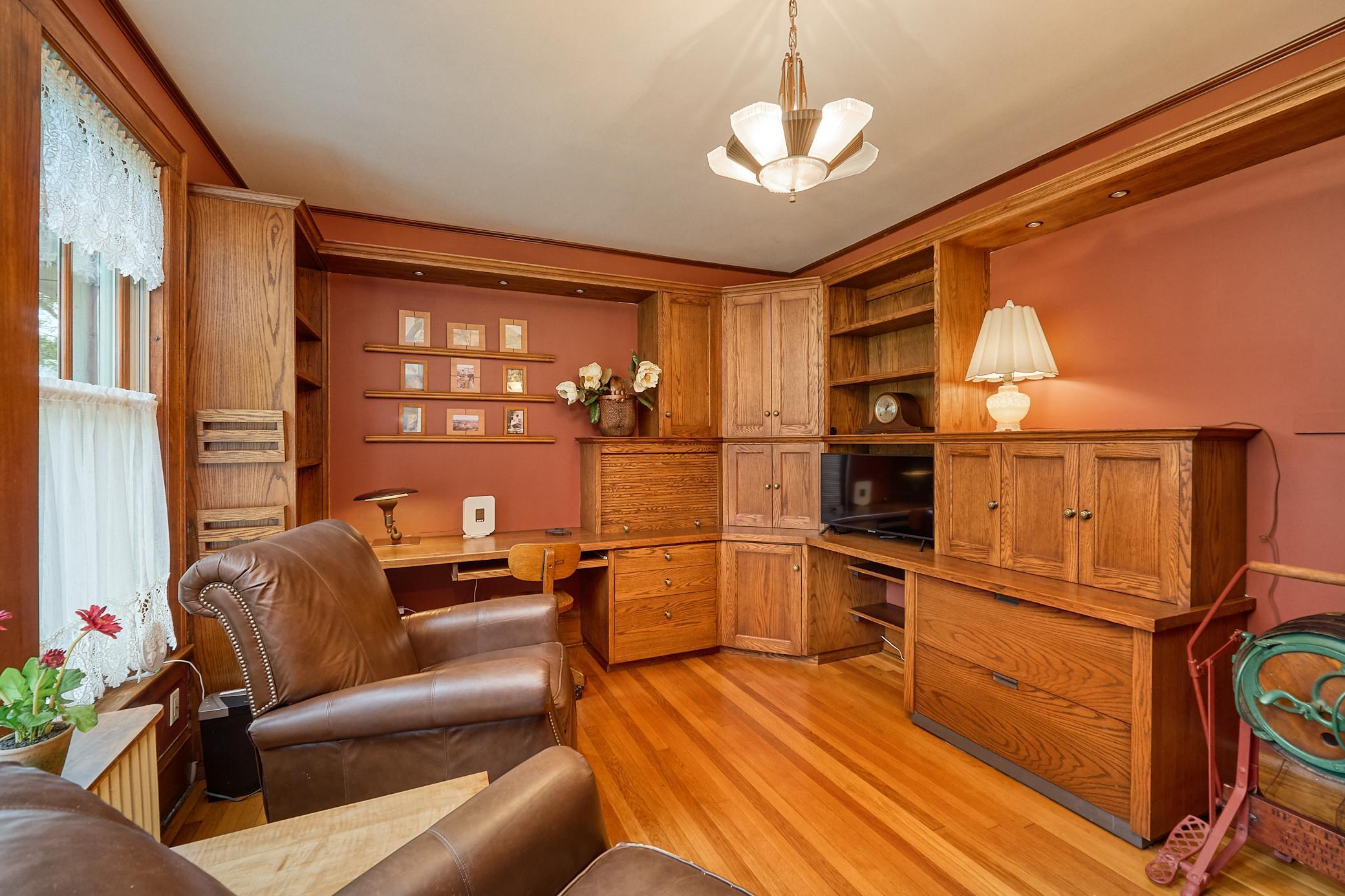 27055 Smithtown Road Excelsior, MN 55331 - Photo 30 of 65 Gallery Image 30