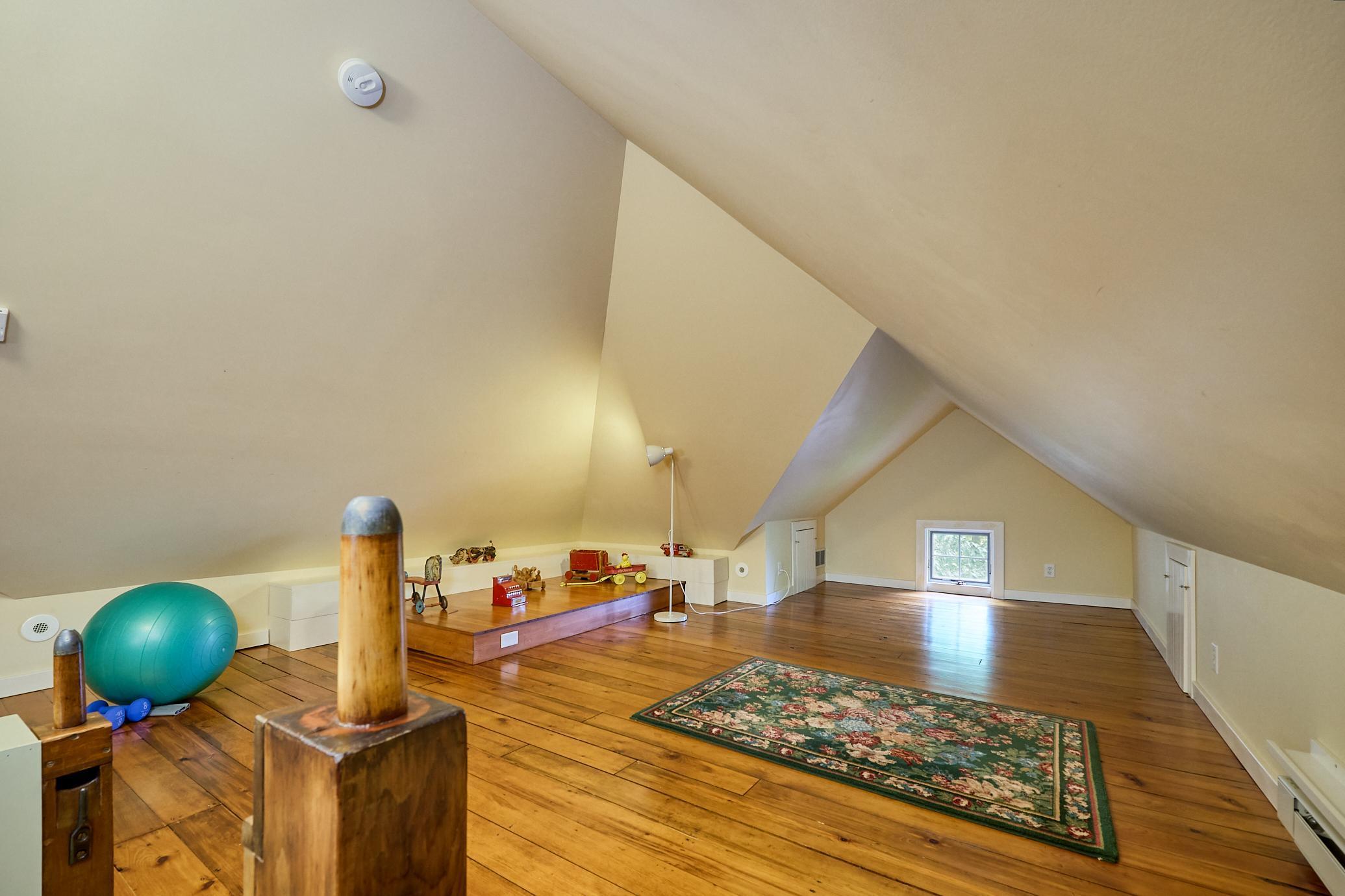 27055 Smithtown Road Excelsior, MN 55331 - Photo 47 of 65 Gallery Image 47