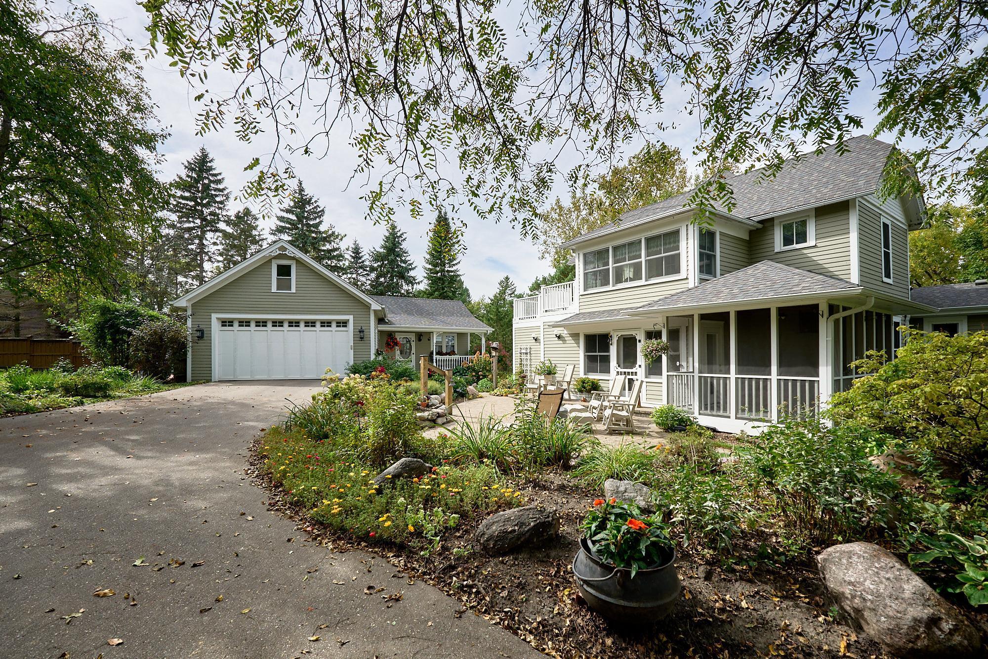 27055 Smithtown Road Excelsior, MN 55331 - Photo 5 of 65 Gallery Image 5