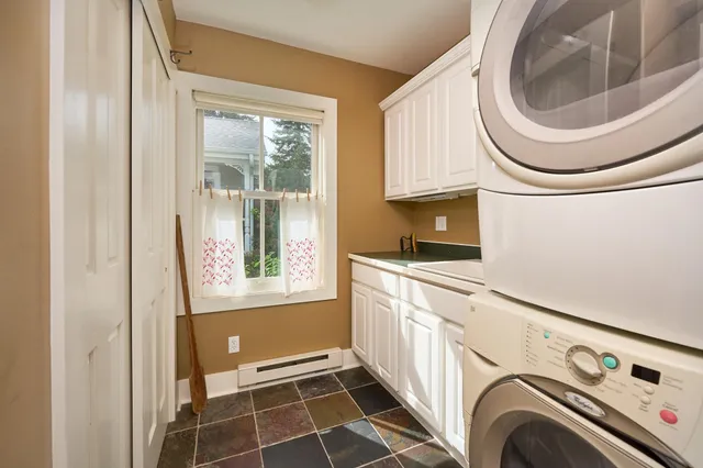 $685,000 | 27055 Smithtown Road, Excelsior, MN 55331