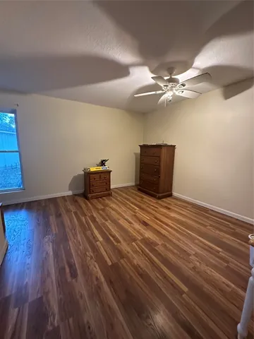 $304,000 | 132 Otter Trail, Lake Jackson, TX 77566