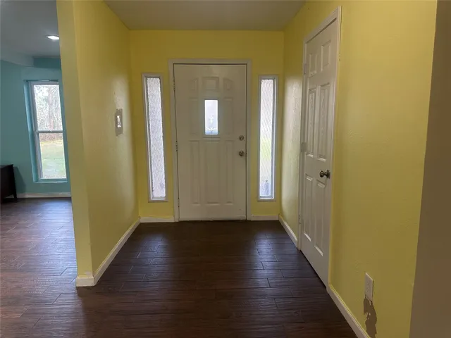 $304,000 | 132 Otter Trail, Lake Jackson, TX 77566