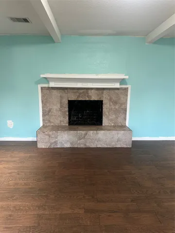 $304,000 | 132 Otter Trail, Lake Jackson, TX 77566