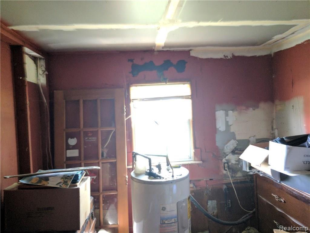 47271 Ecorse Road Belleville, MI 48111 - Photo 29 of 44 IMG_20170530_121848.jpg