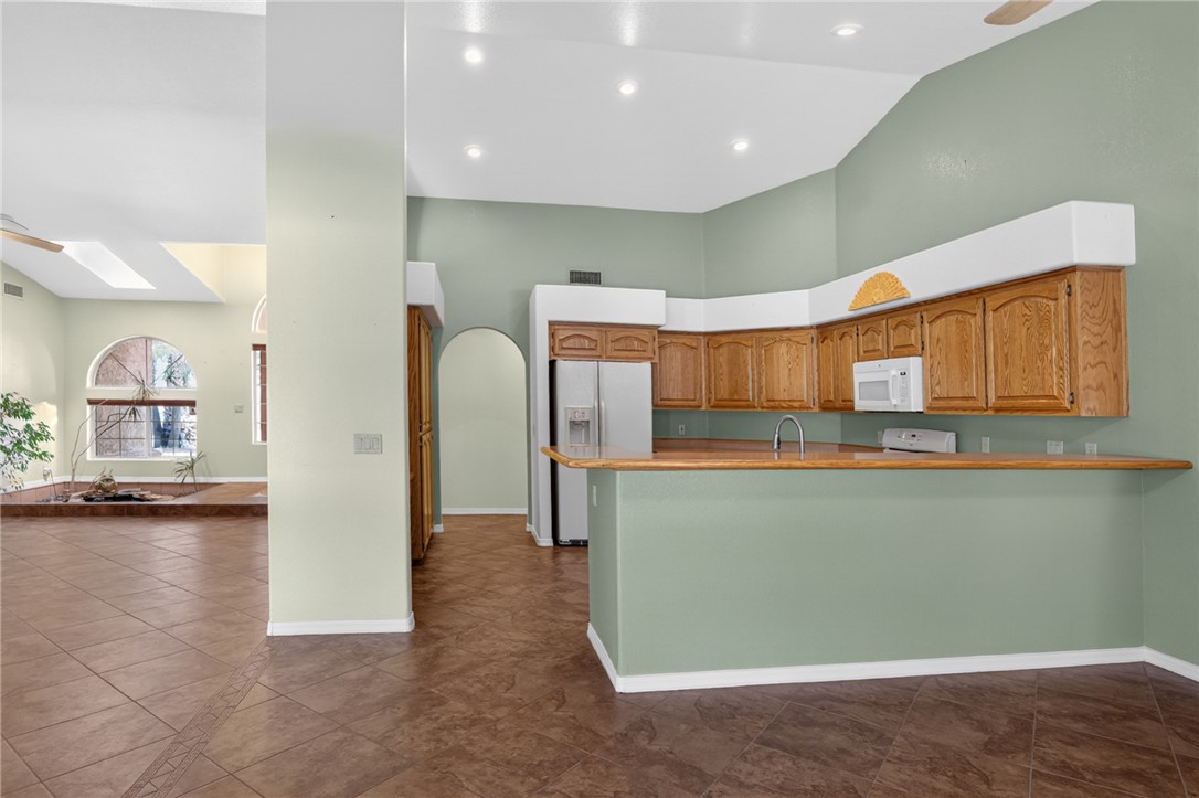 4302 Rising Sun Avenue Kingman, AZ 86401 - Photo 10 of 89