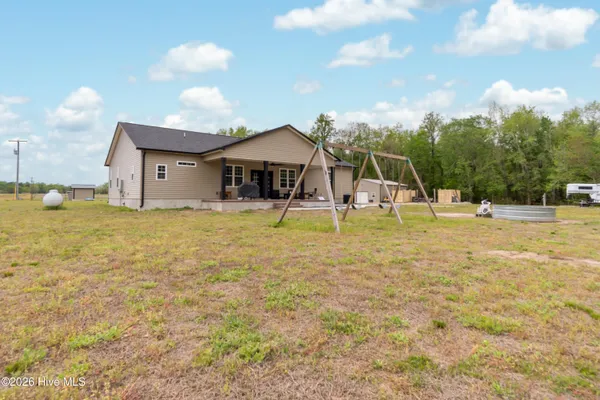 $1,395,750 | 1560 White Oak River Road, Maysville, NC 28555