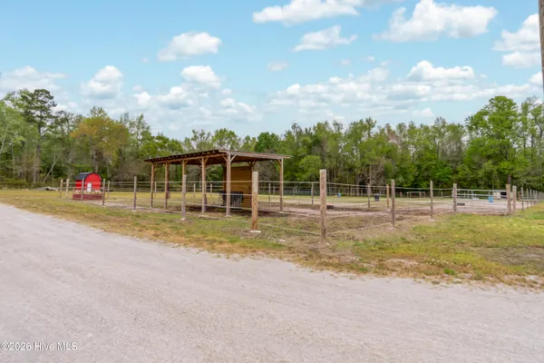 $1,395,750 | 1560 White Oak River Road, Maysville, NC 28555