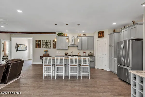 $1,395,750 | 1560 White Oak River Road, Maysville, NC 28555
