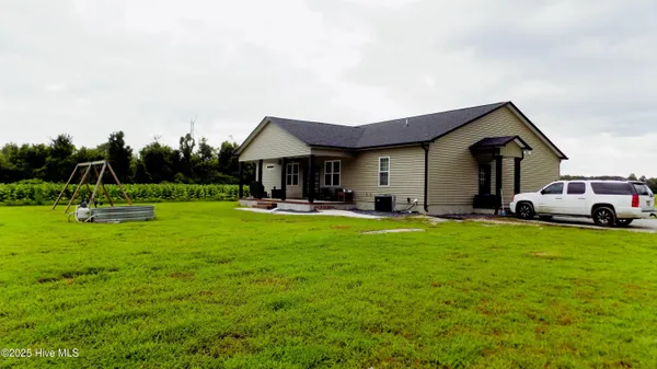 $1,395,750 | 1560 White Oak River Road, Maysville, NC 28555