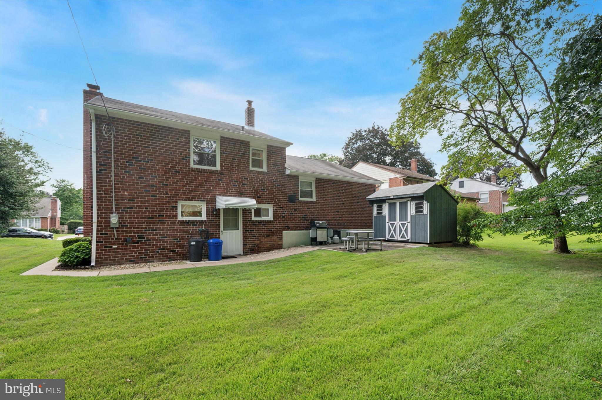 341 Rittenhouse Circle Havertown, PA 19083 - Photo 33 of 35 Rear Patio