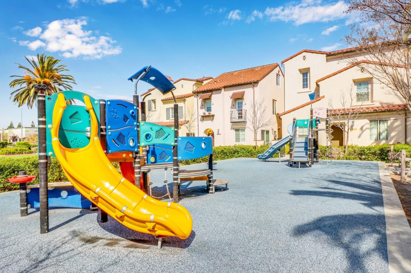 503 Palo Verde Common Fremont, CA 94539 - Photo 36 of 38 a view of a swimming pool with a lounge chairs