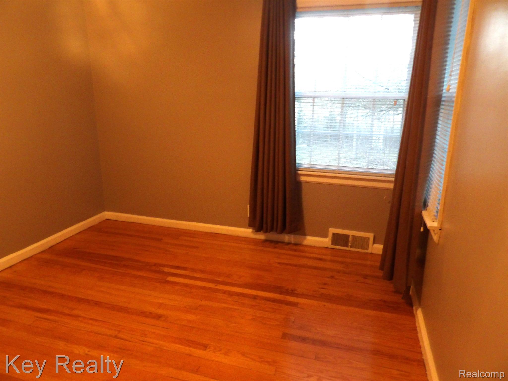 44291 Bemis Road Belleville, MI 48111 - Photo 39 of 54 Gallery Image 39