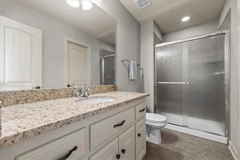 $950,000 | 11775 Northwest 81 Street, Parkville, MO 64152