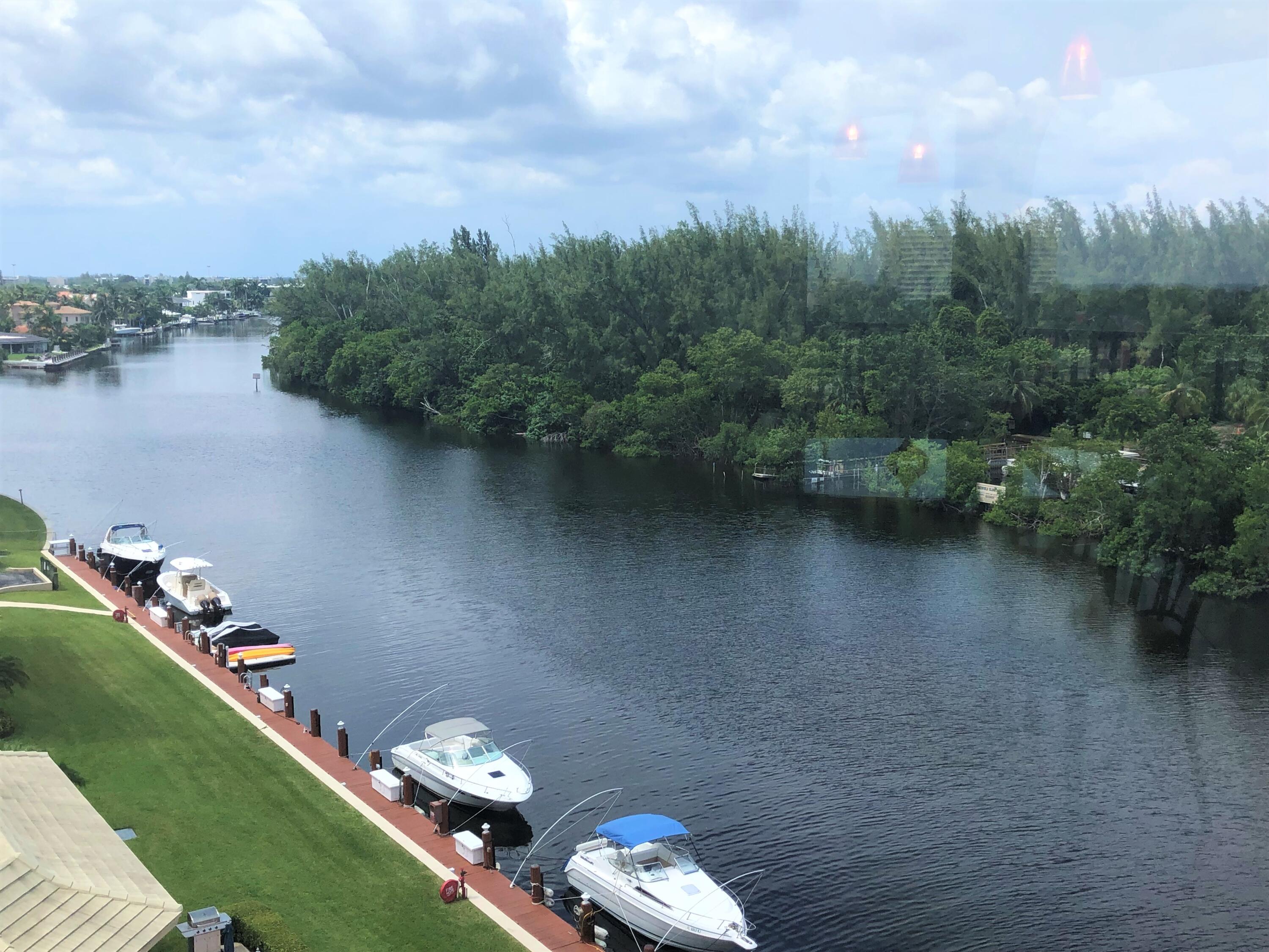1631 Riverview Road, Unit 701 Deerfield Beach, FL 33441 - Photo 13 of 36 701