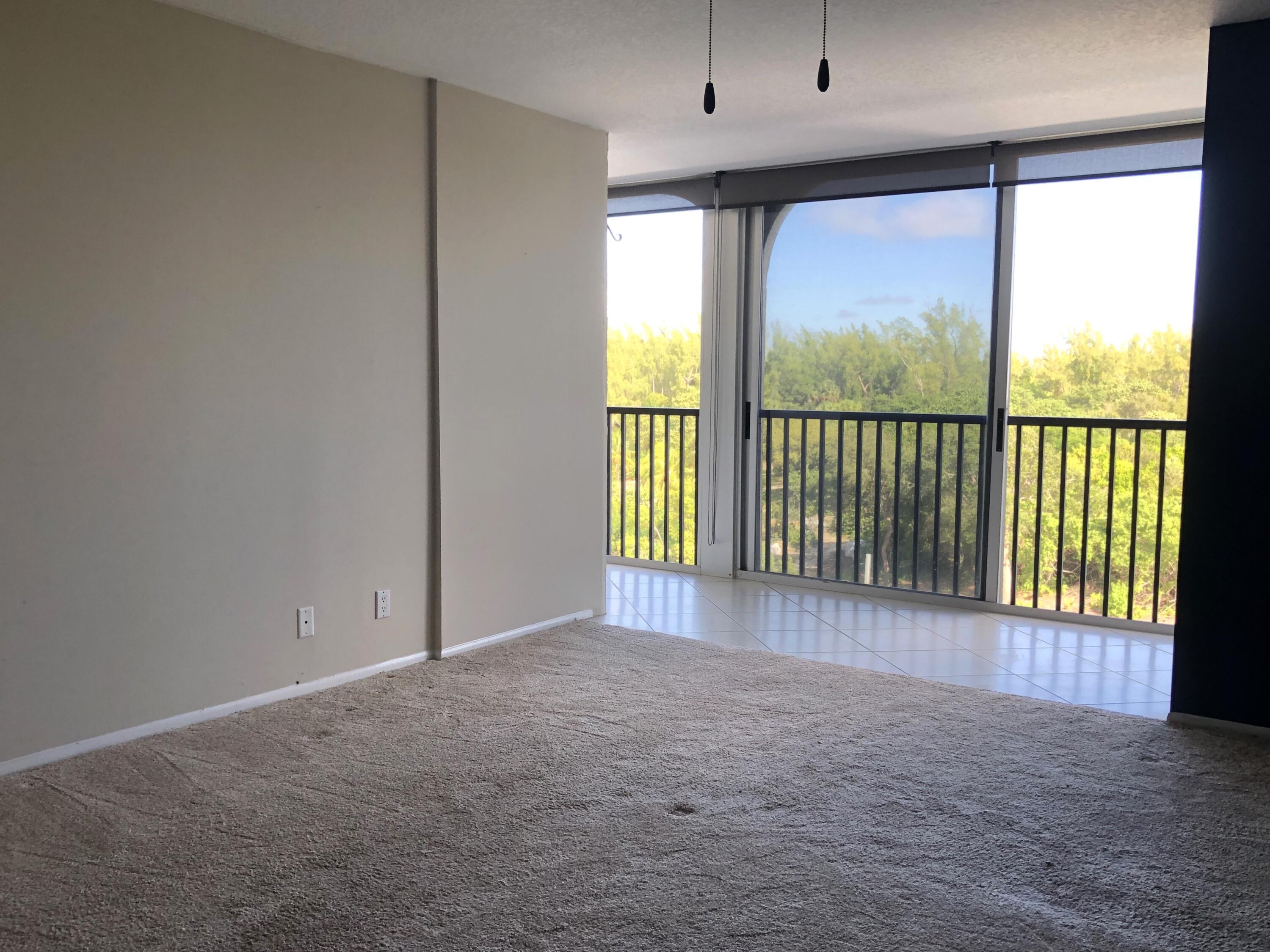 1631 Riverview Road, Unit 701 Deerfield Beach, FL 33441 - Photo 18 of 36 Primary Bedroom