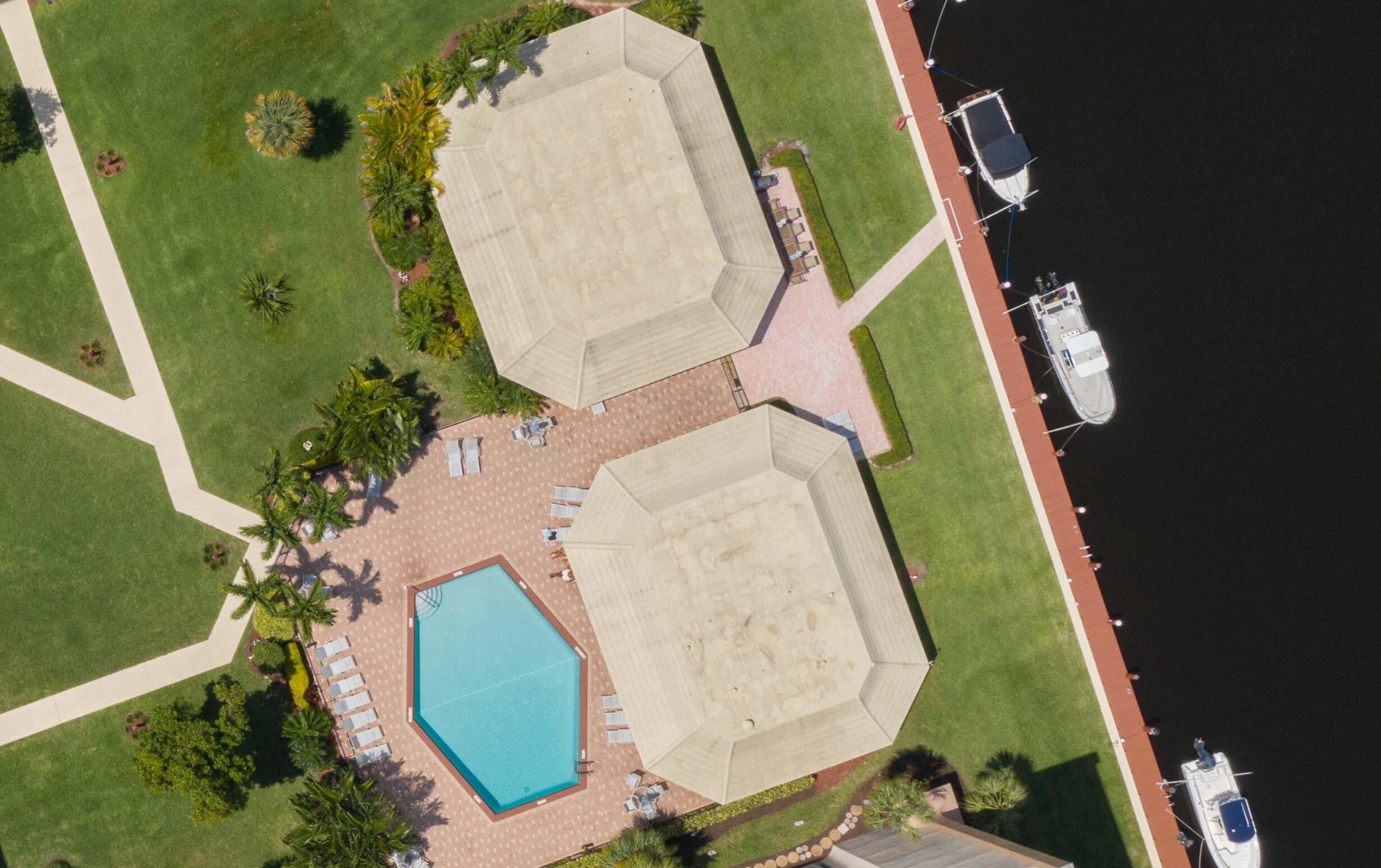 1631 Riverview Road, Unit 701 Deerfield Beach, FL 33441 - Photo 24 of 36 Pool