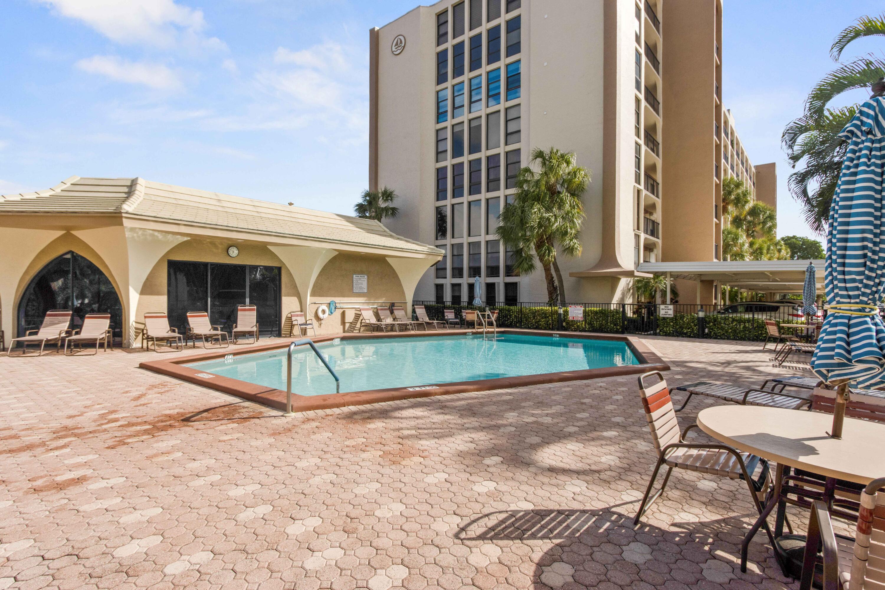 1631 Riverview Road, Unit 701 Deerfield Beach, FL 33441 - Photo 25 of 36 Poolside