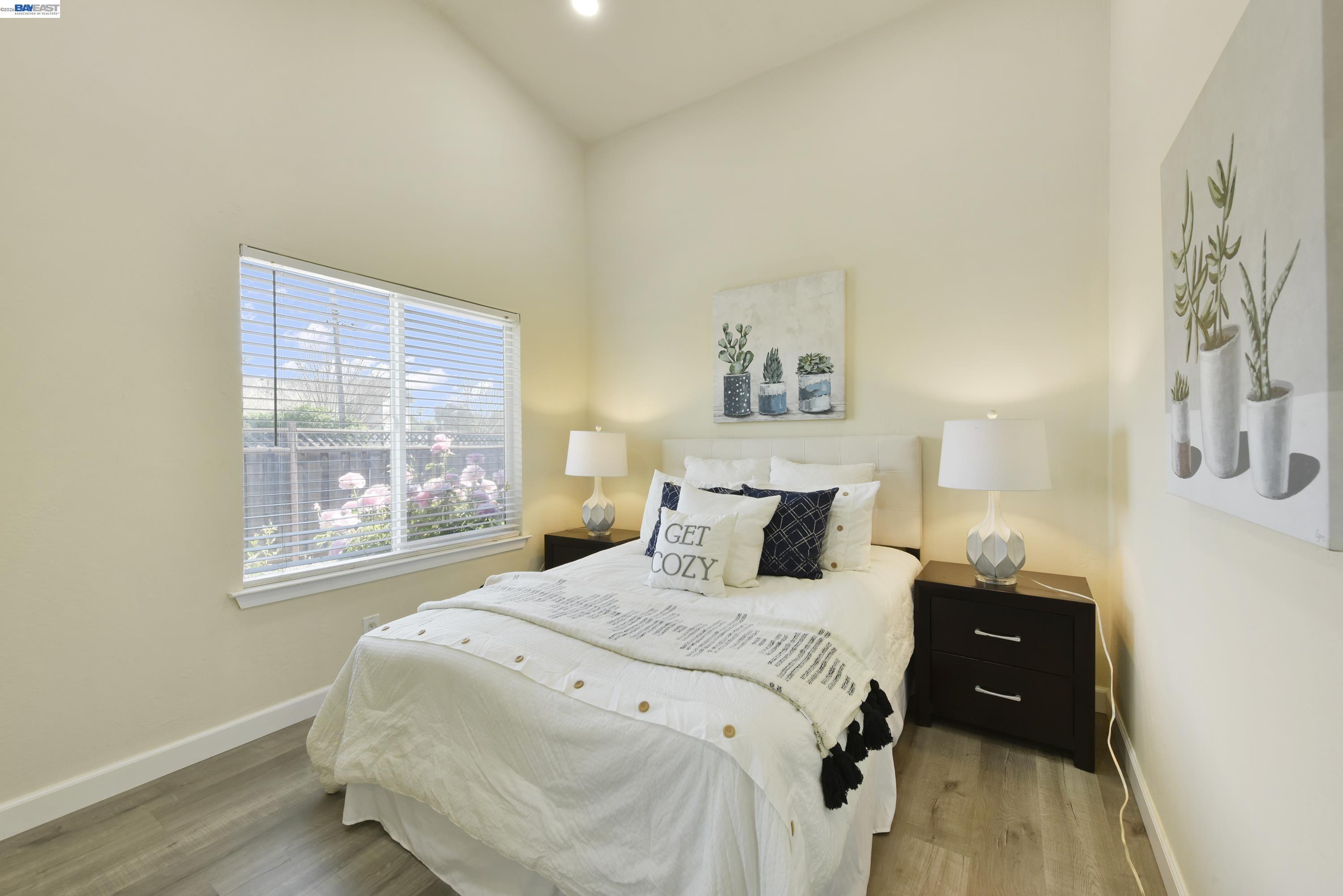 20 Yale Court San Ramon, CA 94583 - Photo 15 of 27 a bedroom with a bed and a window