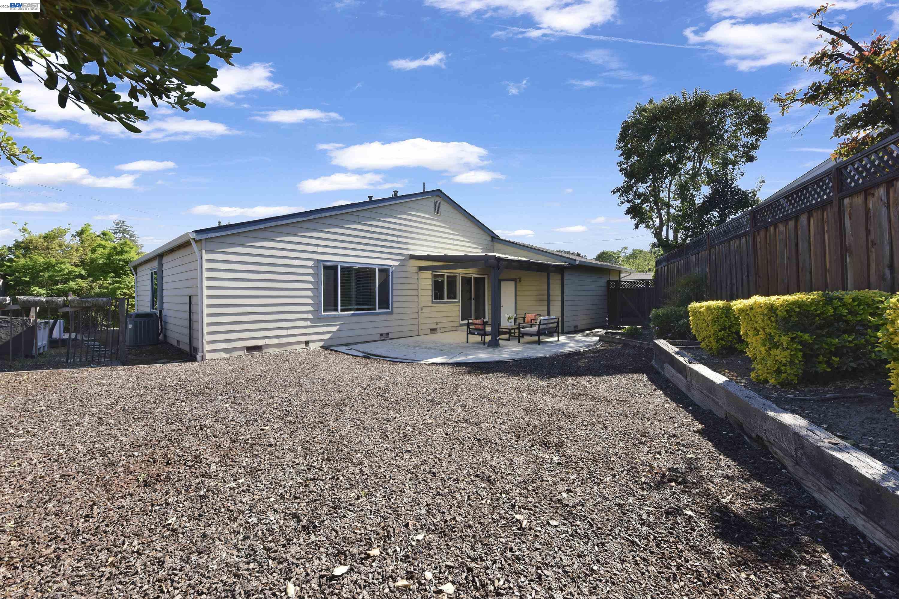 20 Yale Court San Ramon, CA 94583 - Photo 27 of 27 a front view of a house with garden