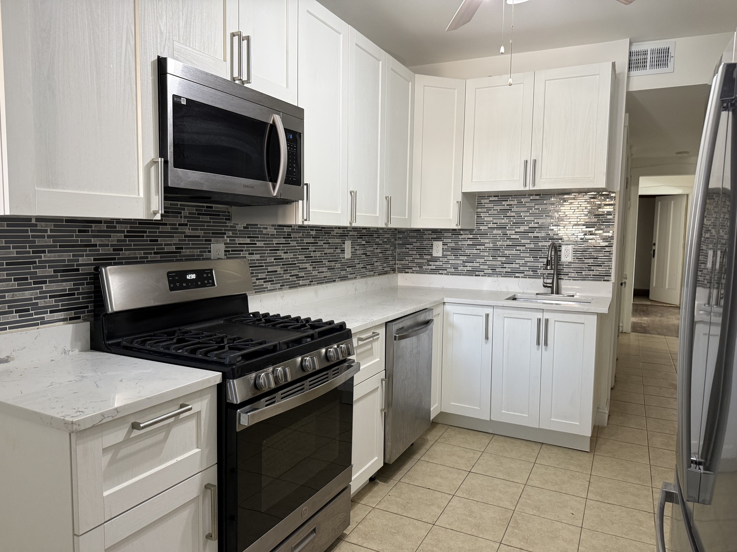 2602 West 47th Street, Unit 2R Chicago, IL 60632 - Photo 4 of 27