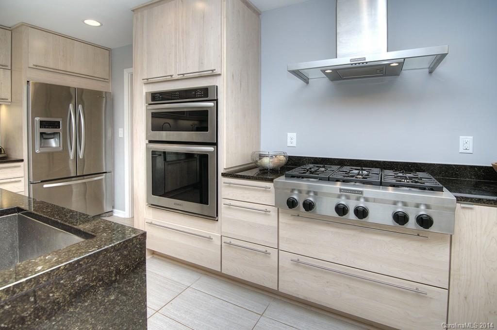 927 Lansdowne Road Charlotte, NC 28270 - Photo 11 of 24 Gallery Image 11