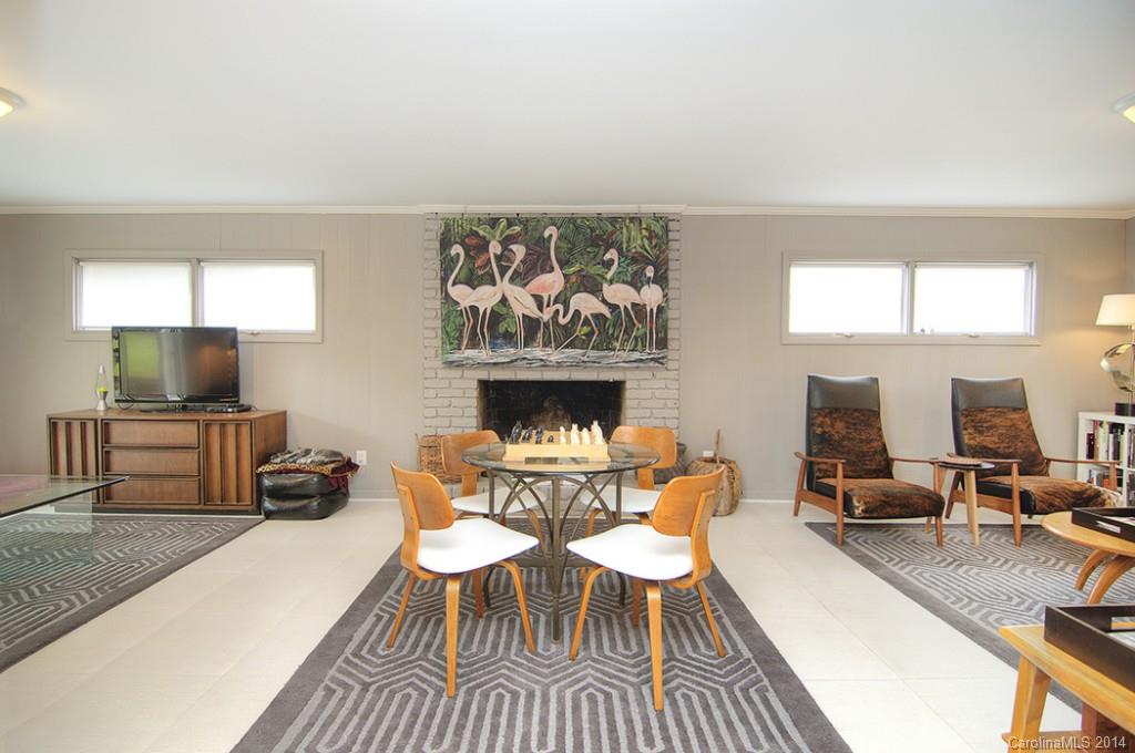 927 Lansdowne Road Charlotte, NC 28270 - Photo 14 of 24 Gallery Image 14