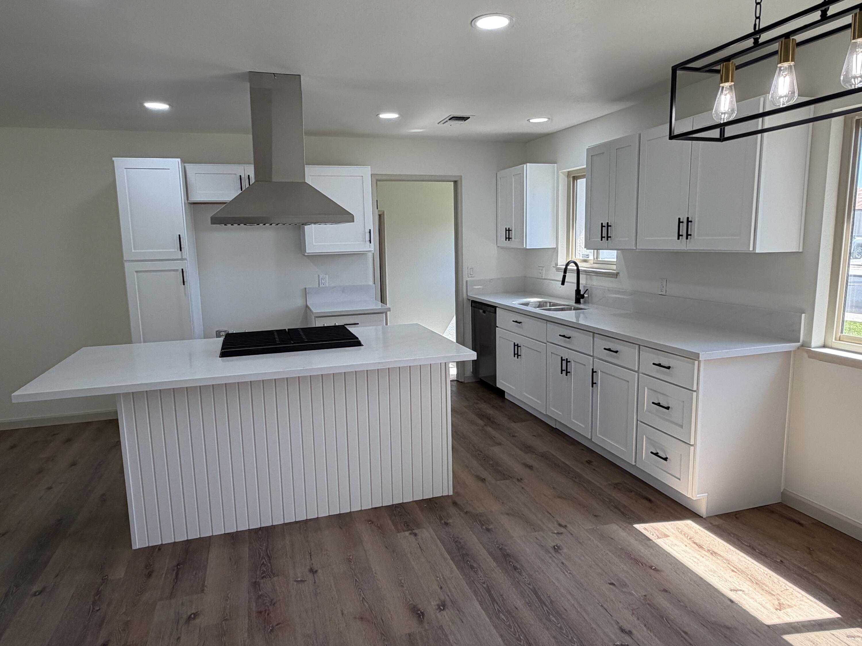 129 Vine Street Lemoore, CA 93245 - Photo 8 of 35